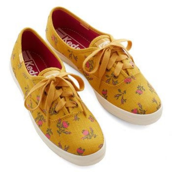 mustard champion shoes